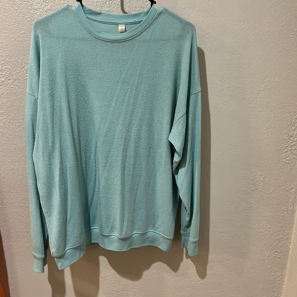 Alo yoga “soho” blue pullover, size medium (fits more like a large)